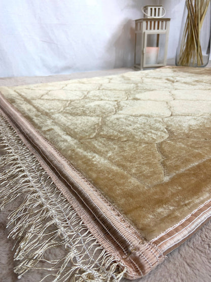 Tapis de prière beige